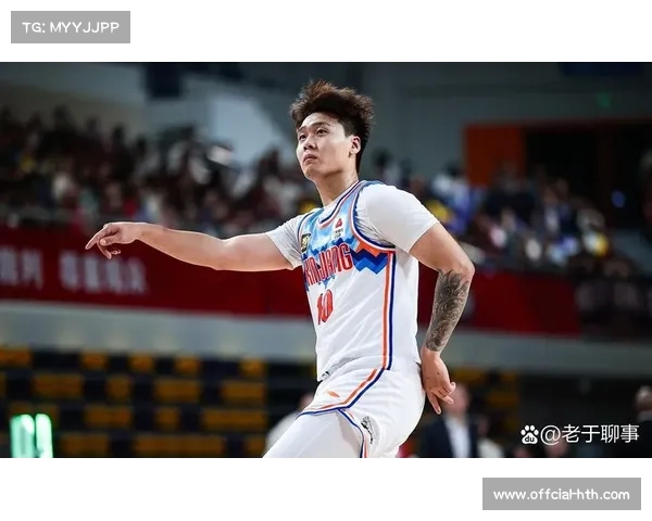 周琦赵睿北京重聚，国家队组合套俱乐部战术